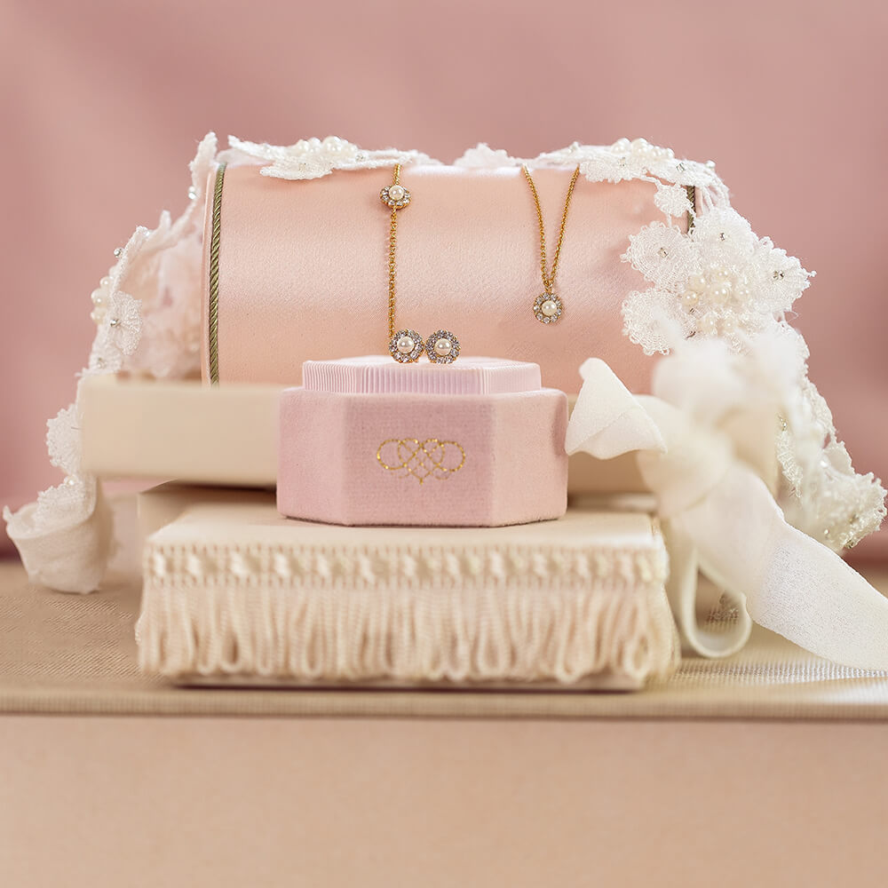 Petite Miss Sofia pearl / Gold 3 pcs SET