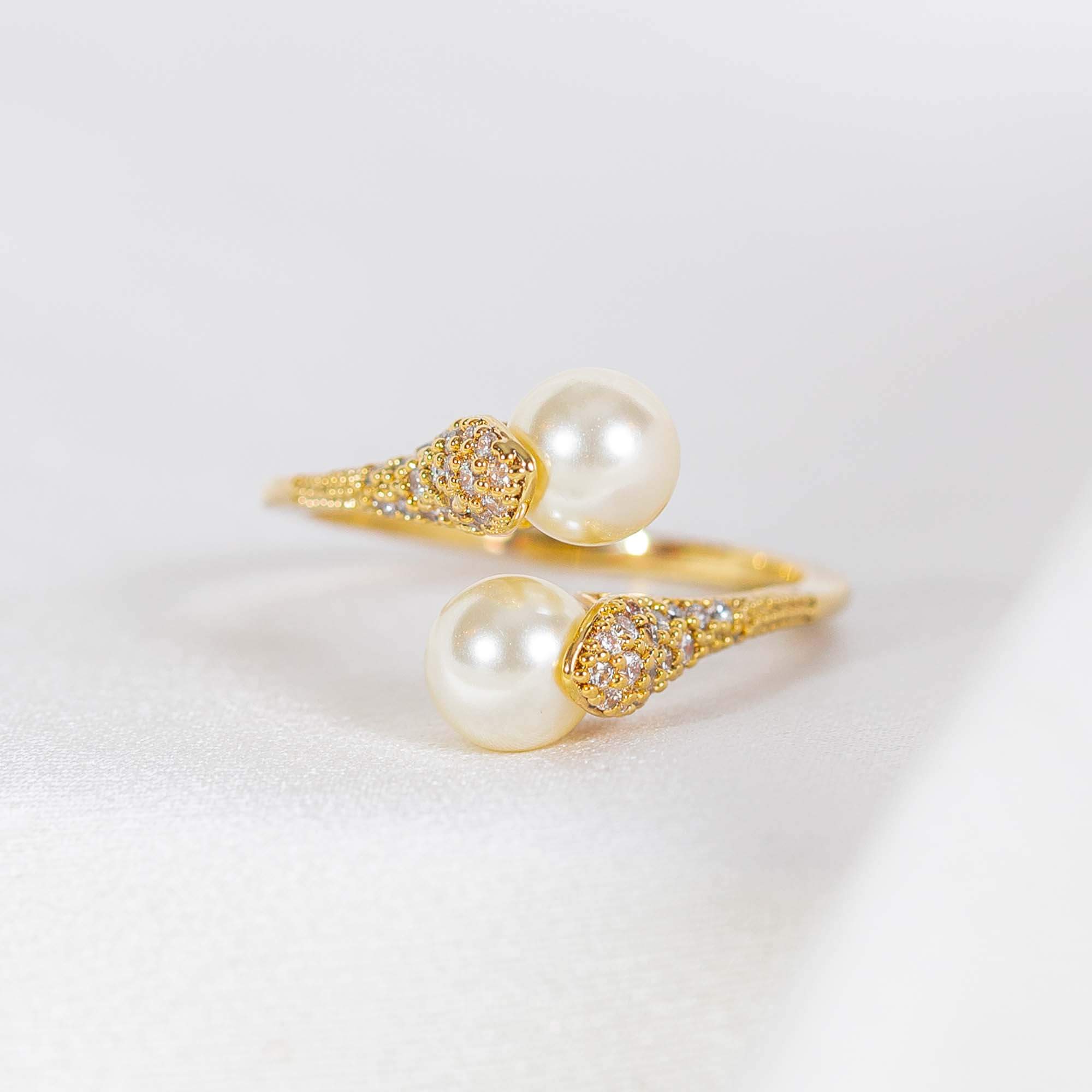 Jackie ring - Ivory pearl