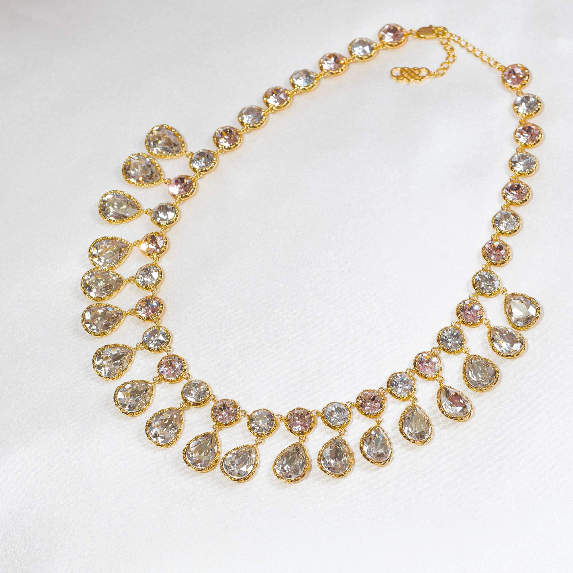 Queen Victoria necklace - Silvershade