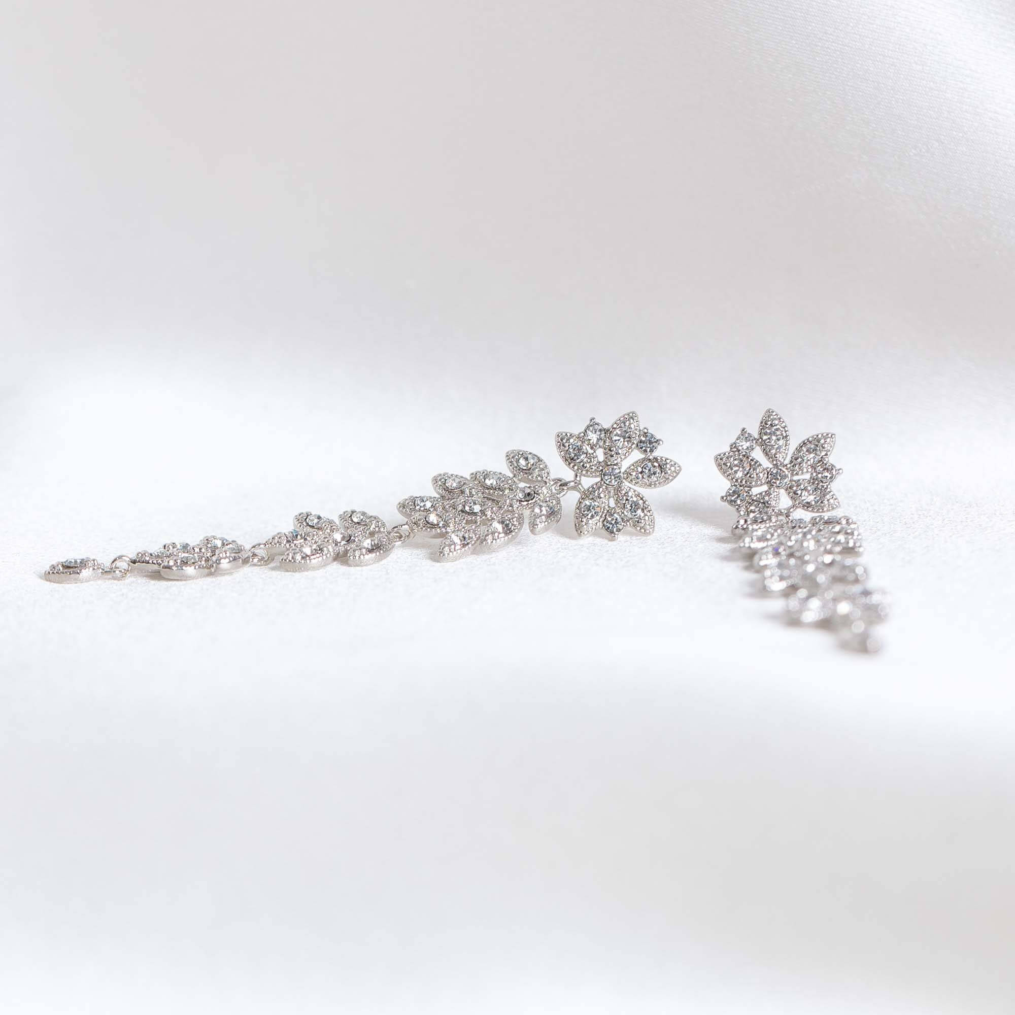 Petite Laurel earrings - Crystal